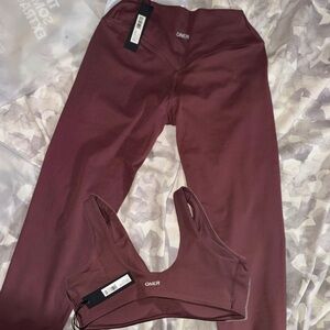 Oner active soft motion leggings and bra set